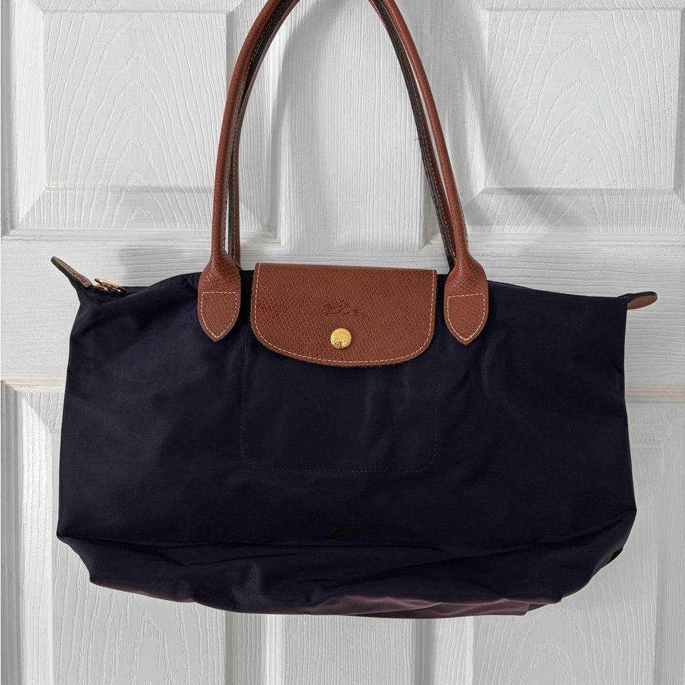 Longchamp Le Pliage Medium Shoulder Tote - Like New